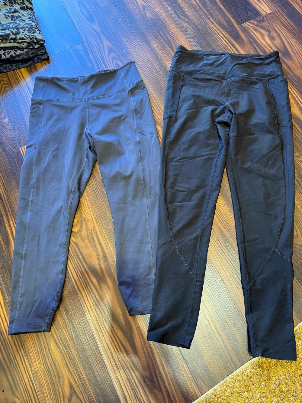 Victoria’s Secret Sport Side Pocket High rise  Leggings Bundle of 2 Both Size L